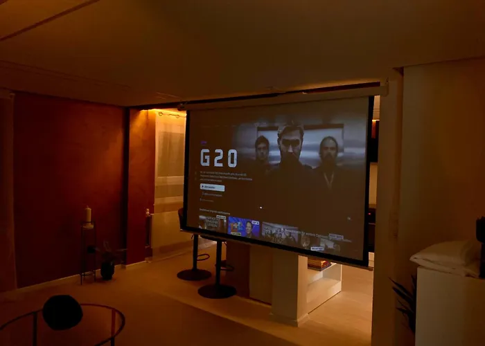 Wellness - Privat-spa Mit Whirlpool, Sauna & Kino *